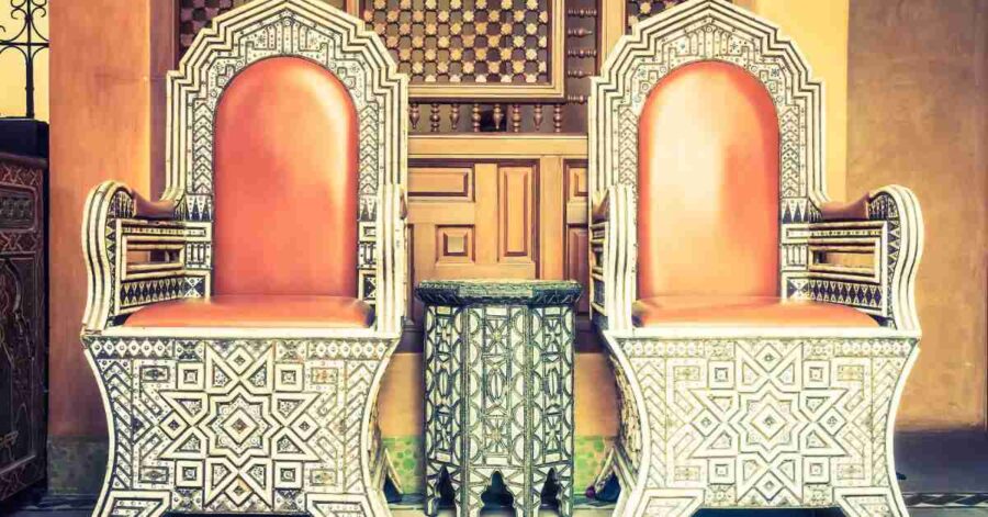 Traditional Bedroom Furniture